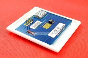 Q-BAIHE Wall-Mounted Temperature &amp; Humidity Transducer Sensor Output Signal Optionable(no led 0-10V) N5