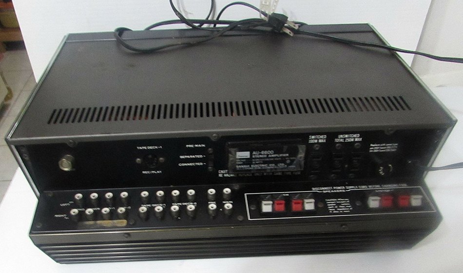Vintage Sansui AU-6600
