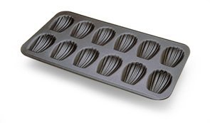 Madeleine Pan 12 Cavities-NONSTICK-Each cavity: 3-1/4"X2". Overall size of pan: 15-1/2"X9"