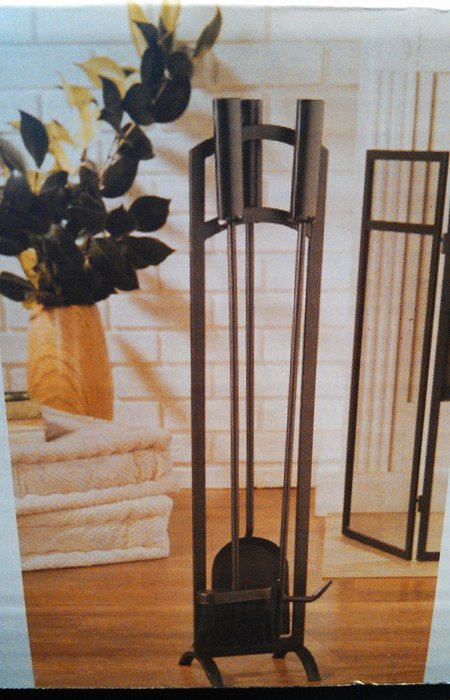 4 Piece Iron Fireplace Tool Kit / Set N3