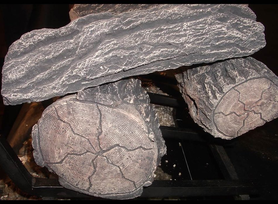 Kingston Gas Log Size: 8" H x 18" W x 8" D N7