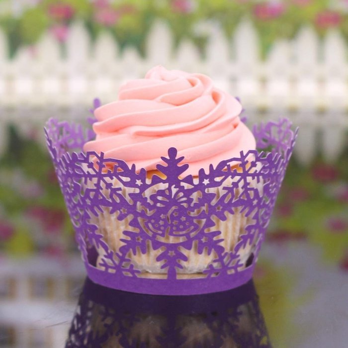 Oksale 24Pcs Christmas Hollow Lace Cup Muffin Holder Cake Paper Case Wraps Cupcake Wrapper for Wedding Birthday... N3