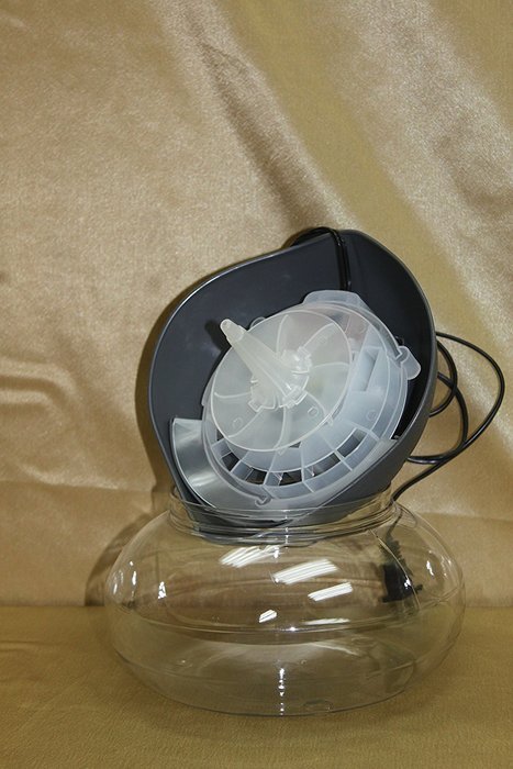 Royal Line Pro (R) Deluxe Illuminated Air Purifier Humidifier Revitalizer Cleaner Fragrance Dispenser Aroma Therapy... N9