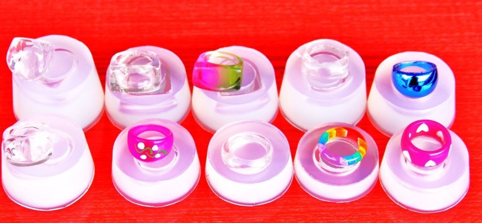 LOT Clear silicone rings Molds!! 10 molds!!!. Size 6-2pc, 7-2pc, 7.75-1pc, 8-4pc, 9-1pc. (O-01)