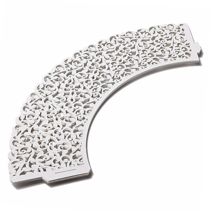 uniqled-filigree-artistic-bake-cake-paper-cups-little-vine-lace-laser