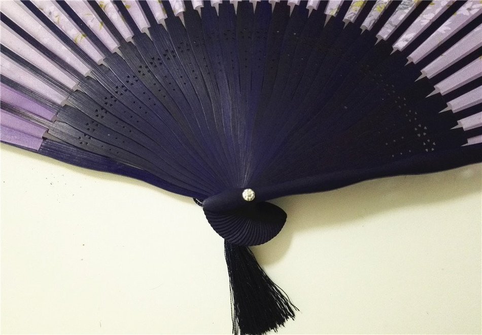 Derker Japannese Design Oriental Cherry Series Handmade Silk with Bamboo Handheld Sensu Folding Fan (Rabbit) N2