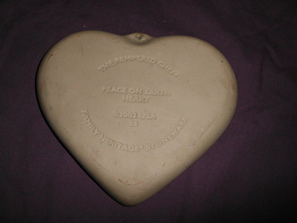 Pampered Chef Peace on Earth Cookie Mold 2926
