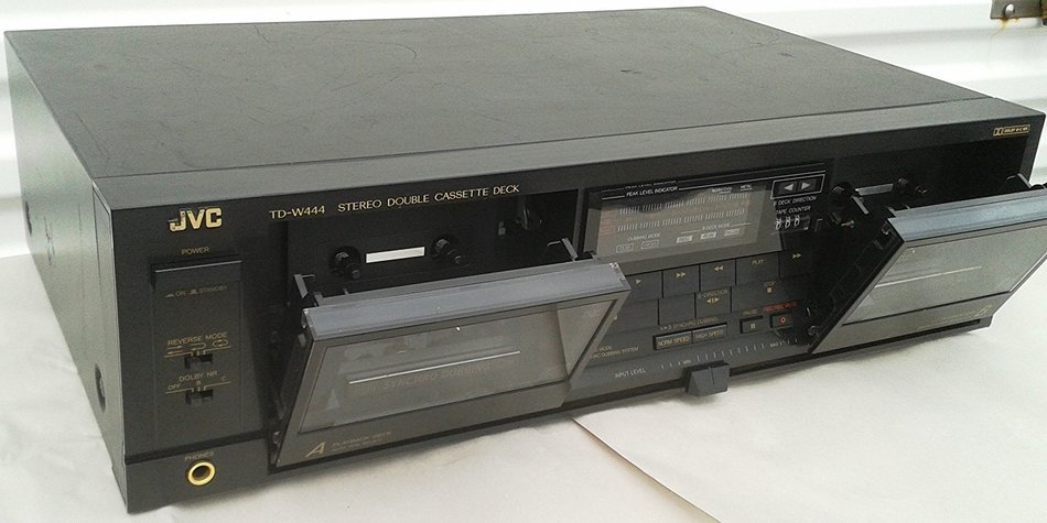 JVC TD-W444 Recordable Stereo Double Cassette Tape Deck Complete with Audio Vido Cables and Digital PDF Service...