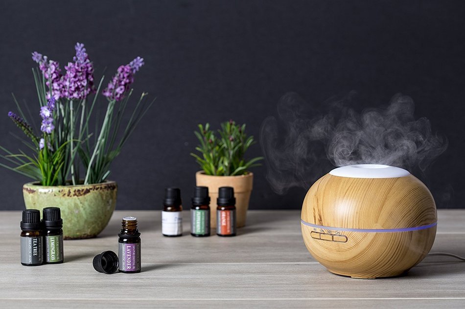200ml Aromatherapy Essential Oil Diffuser,Ultrasonic Aroma Humidifier (Up to 8H Use, Mist Control, Waterless Auto... N10