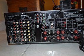 Yamaha RXV657 7.1 Channel Digital Home Theater Receiver (Discontinued by Manufacturer)