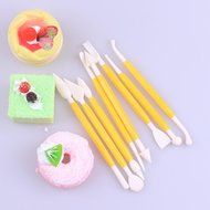 Cluis 8Pcs Cake Fondant and Gumpaste Decorating Model Tools Set With 16 Designs