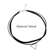 Dixperfect Vintage 90s Choker Necklaces with Pendant for Women N44