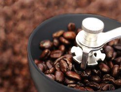 Manual Coffee Grinder - Adjustable Ceramic Burr Grinders with Hand Crank