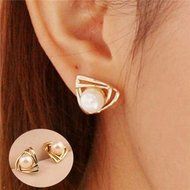 NEW Women triangle Gold Plated White Freshwater Pearl Stud Earrings Jewelry Gift N3