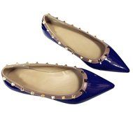 Yaheeda Fashion Flat Wild Rivet Shallow Mouth Women's shoes with pointed N24