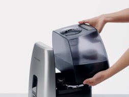 Air-O-Swiss No. 7144 Digital Ultrasonic Humidifier N4