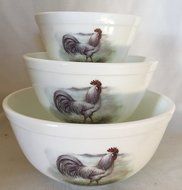 Mixing Nesting Bowls Set of 3 - American Made - Mosser USA - Milk Glass w/ Chickens White Leghorn Roosters