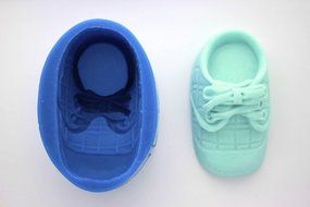 LARGE SHOE / SNEAKER SILICONE MOLD FOR FONDANT, GUM PASTE, CHOCOLATE, HARD CANDY, FIMO, CLAY, SOAPS
