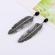 New Fashion Women's Bohemian Vintage Feather Dangle Drop Leaves Hanging Earrings N5