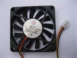 2 pcs Brushless DC Cooling Fan 5V 7010S 13 Blades 3 wire 70x70x10mm Sleeve-bearing Skywalking N3