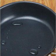 Yaheeda Fry Egg Pan Cookware,Wrought Iron Non-Stick Coating Induction Compatible Bottom Cooker,Diameter 22cm/8.7" N6