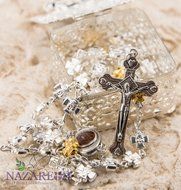 Jerusalem Crosses Rosary Beads Silver Plated Cross in Madonna Silver Metal Box N3