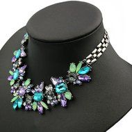 Women's Spring Jewelery Rhinestone Flower Cluster Bib Choker Pendant Necklace N3