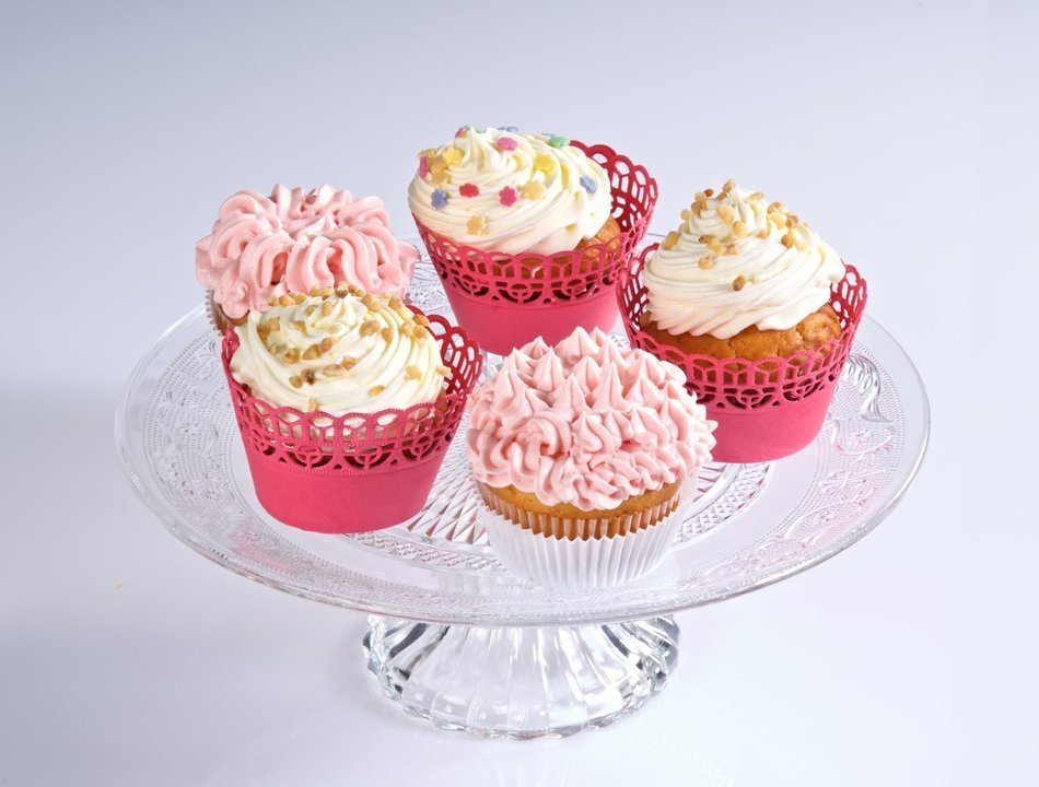Cake Decorating Tools Kit Advanced 26 Piece Set - Comes with Cake, Cupcake & Cookie Frosting Tips