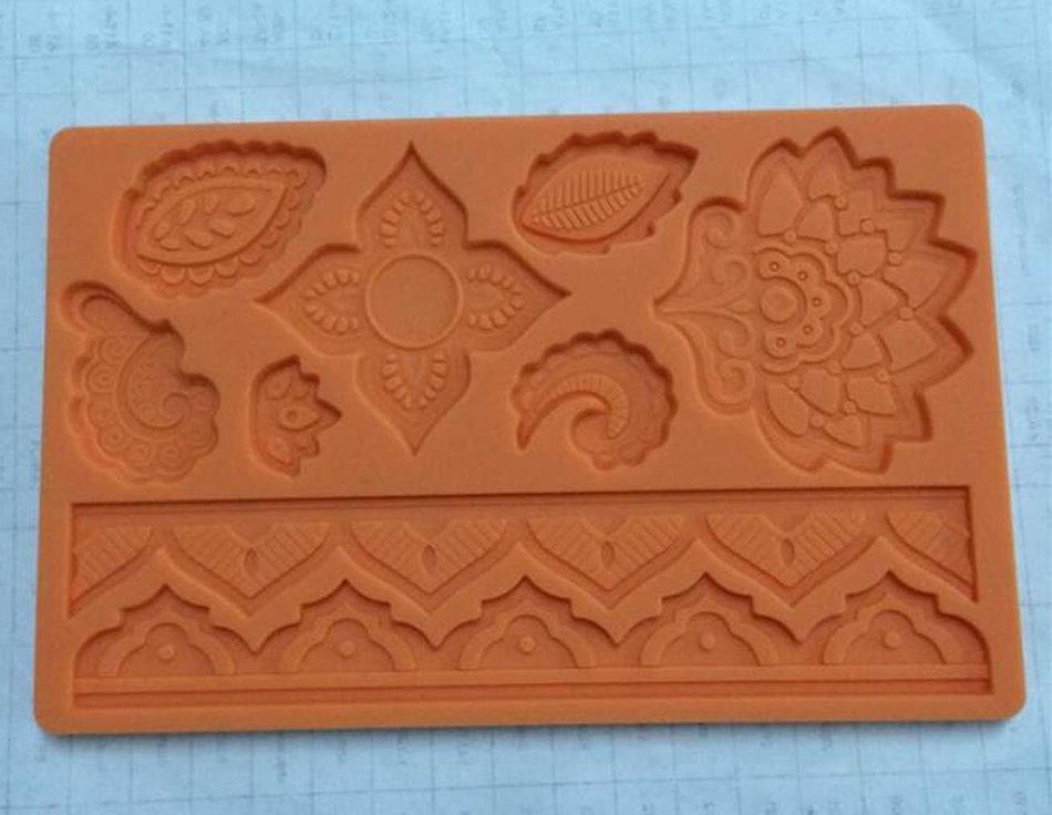 Longzang U-Beauty 8-Tray Animal Ice Cube Shape Silicone Chocolate Dinosaur Mold