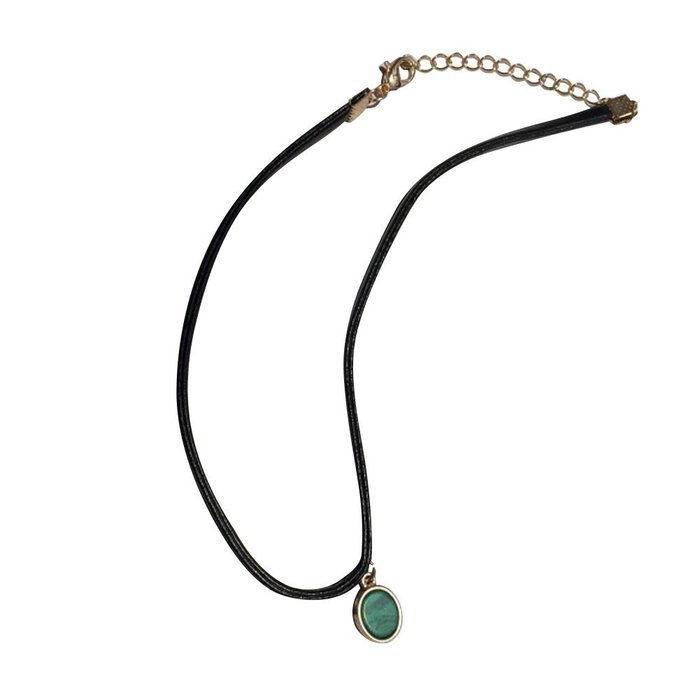 Dixperfect Vintage 90s Choker Necklaces with Pendant for Women N36