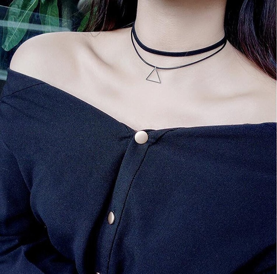 Dixperfect Vintage 90s Choker Necklaces with Pendant for Women N37