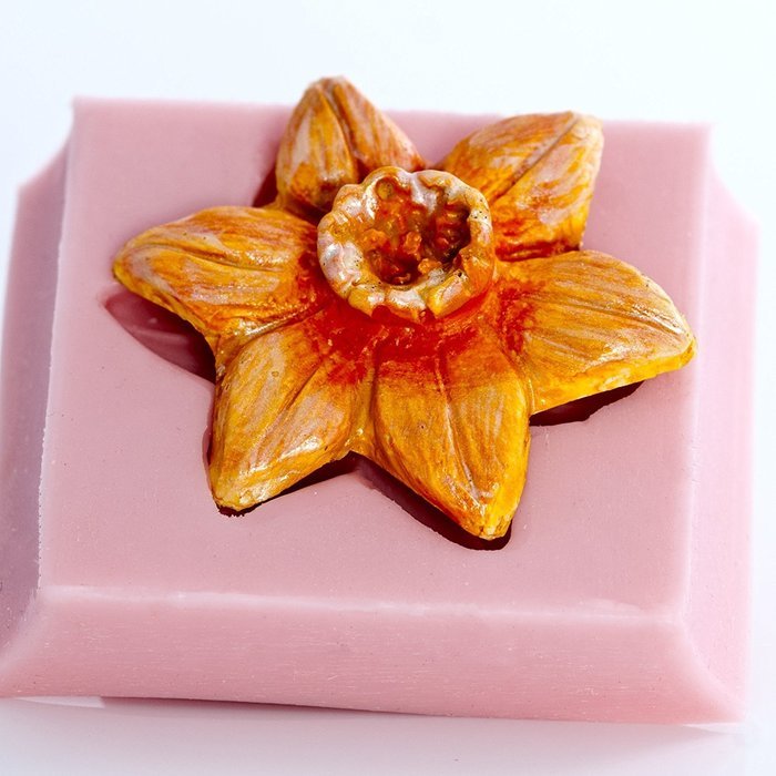 Daffodil Flower Silicone Mold Food Safe Fondant, Chocolate, Candy, Resin, Polymer Clay, Jewelry, Craft Mold. Flexible...