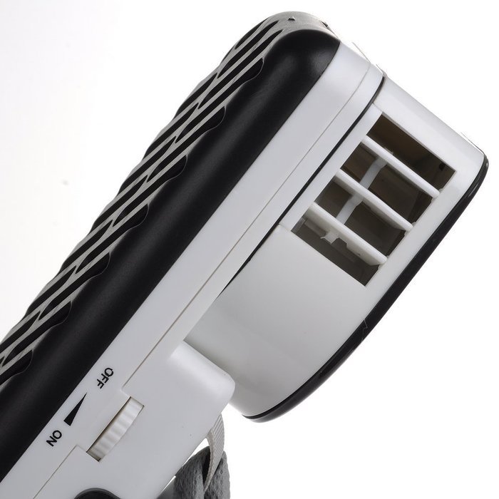 WoneNice Portable Small Fan & Mini-air Conditioner, Runs On Batteries Or USB-Blue N9