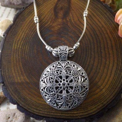 Vintage women necklace flower round pendant tibetan silver Gift New