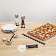 OXO Good Grips 4-inch Pizza Wheel and Cutter for Non-Stick Pans