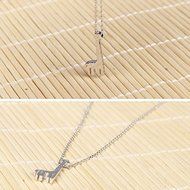Cartoon Mini Fawn Bambi Giraffe Pendant Necklace Fashion Female Clavicle Chain N3