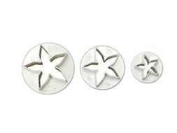 NY Cake Calyx Small Cutter, Set of 3