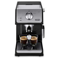 De&#039;Longhi ECP3220 Espresso Cappuccino Maker Manual Frother 37 oz. Capacity