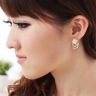 New Fashion Ear Stud Hollow Crystal Jewelry Gold Plated Earrings 1 Pair Women N4