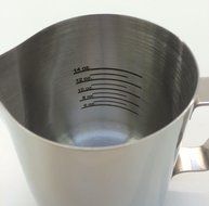 33 oz Stainless Steel Frothing Pitcher with Graduated Interior Markings N4