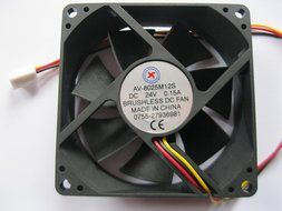 2 pcs Brushless DC Cooling Fan 24V 8025S 7 Blades 3 wire 80x80x25mm Sleeve-bearing Skywalking