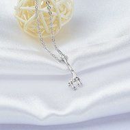 Cartoon Mini Fawn Bambi Giraffe Pendant Necklace Fashion Female Clavicle Chain N5