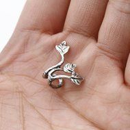 Women Silver Plated Leaf Ear Cuff Earrings Clip On Wrap No Piercing Personality