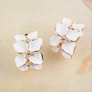 New Lovely Women Lady Elegant Crystal Rhinestone Flower Ear Stud Earrings Gift N4