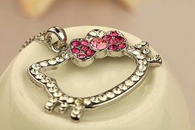 R47-D 2016 New Hello Kitty Pink Crystal Bow Charm Pendant Necklace N3