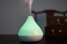 300ml Ultrasonic Cool Mist Humidifier ,Essential Oil Aromatherapy Diffuser with 7 Colors LED and Waterless Auto... N42