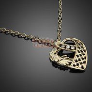 P4PM Fashion Rhinestones Studded Lovely Heart Shaped Hollow Pattern Necklace