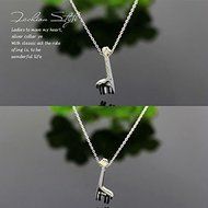 Cartoon Mini Fawn Bambi Giraffe Pendant Necklace Fashion Female Clavicle Chain N7