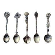 TTnight 5pcs Kitchen Bar Vintage Royal Style Metal Carved Small Coffee Spoons Flatware Cutlery Mini Dessert Spoon... N2