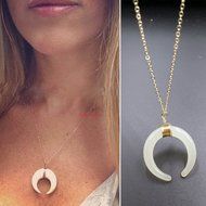 Fashion Womens Simple Gold Alloy Chain Crescent Moon Pendant Necklace Jewelry HG
